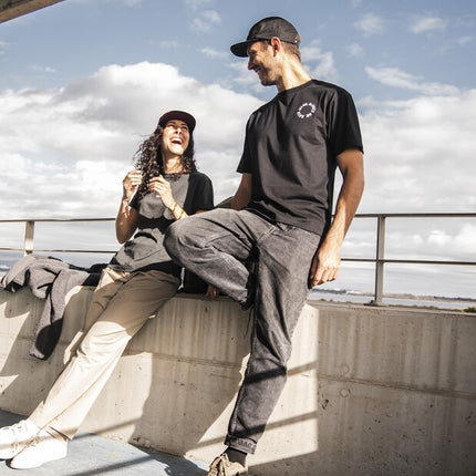 T-shirts - Wind waves both Black